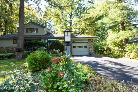 51 Westphal Dr, Delmar, NY 12054 photo 5