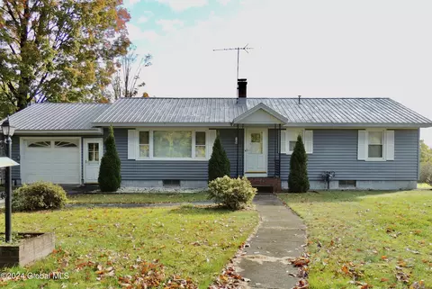 75 Country Club Rd, Queensbury, NY 12804