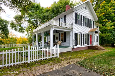 214 Spring Ave, Troy, NY 12180