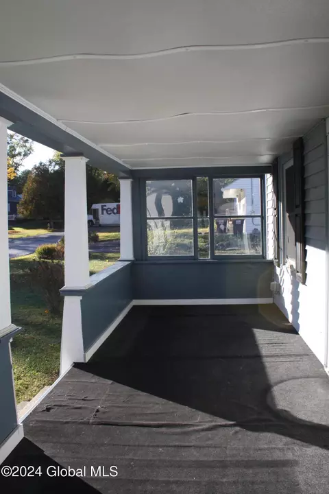 16 Edmel Rd, Glenville, NY 12302 photo 3