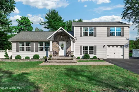 240 S Albany Rd, Selkirk, NY 12158