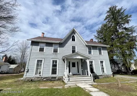 116 W Main St, Cambridge, NY 12816