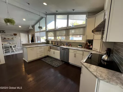 14 Werner Ave, Delmar, NY 12054 photo 16