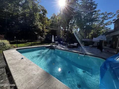 14 Werner Ave, Delmar, NY 12054 photo 9