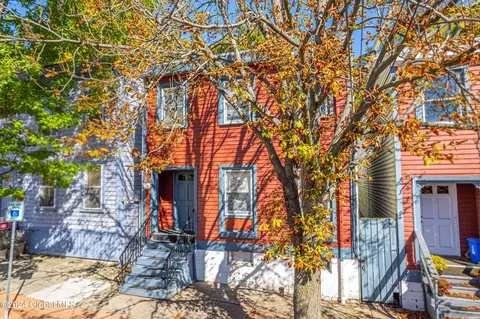 21 Bleecker Pl, Albany, NY 12202