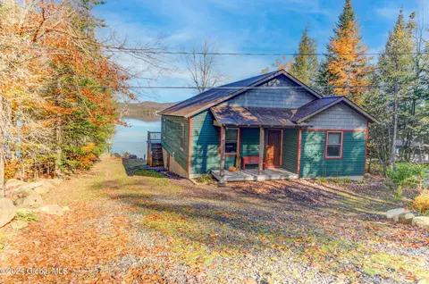 120 Cubs Cove Ln, Speculator, NY 12164