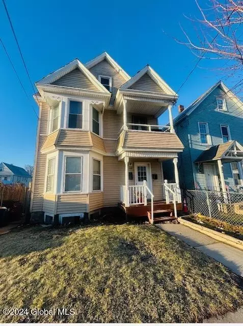 348 Duane Ave, Schenectady, NY 12307