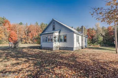 22 Johnson Rd, Northville, NY 12134