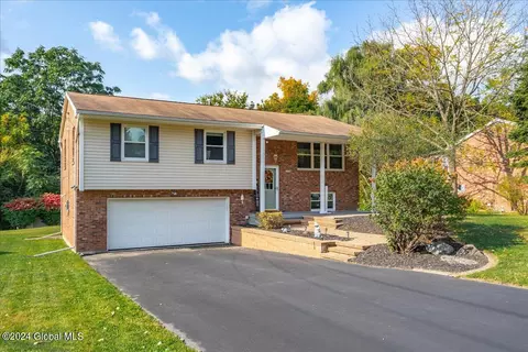 1483 Red Mill Rd, Rensselaer, NY 12144