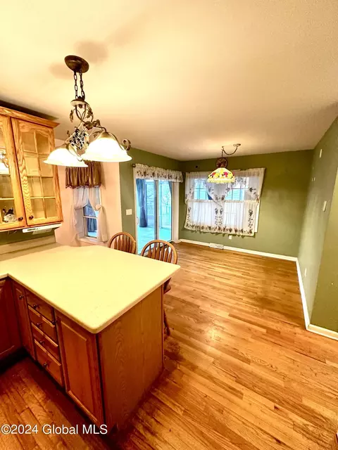 Dining - 2138 Greenpoint Ave, Schenectady, NY 12303 photo 1 of 5
