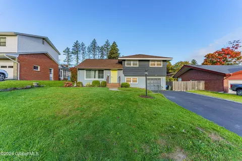 34 Davis Ave, Albany, NY 12203