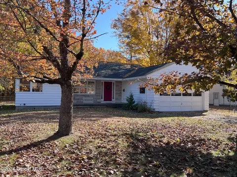 50 Burgoyne Ave, Fort Edward, NY 12828