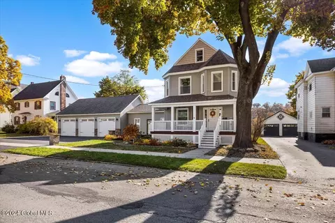 454 Guy Park Ave, Amsterdam, NY 12010