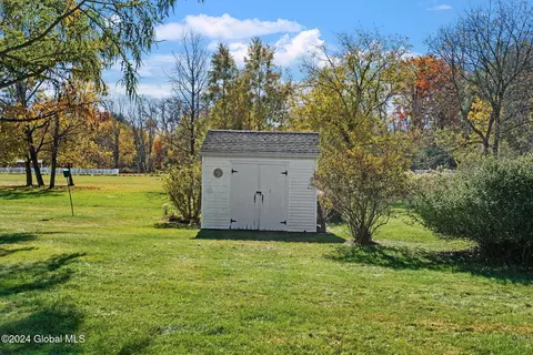 Exterior - 34 Tieman Rd, Glenville, NY 12302 photo 9 of 12