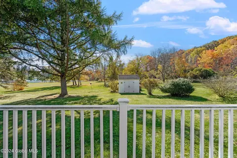 Exterior - 34 Tieman Rd, Glenville, NY 12302 photo 5 of 12