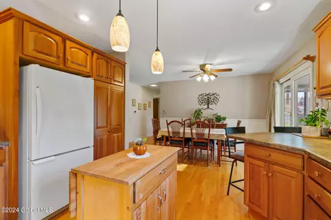 Kitchen - 34 Tieman Rd, Glenville, NY 12302 photo 2 of 6
