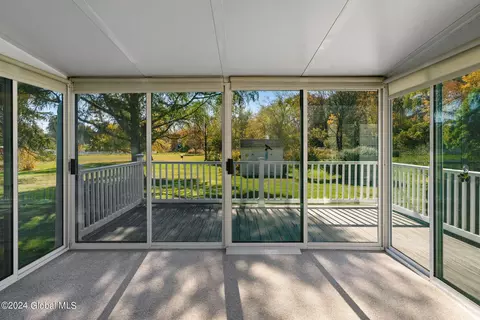 Exterior - 34 Tieman Rd, Glenville, NY 12302 photo 3 of 12