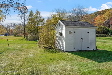 Exterior - 34 Tieman Rd, Glenville, NY 12302 photo 11 of 12