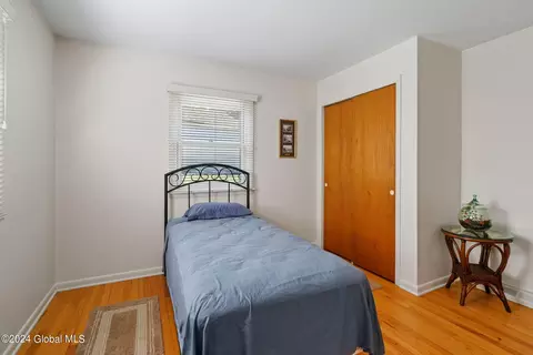 Bedroom - 34 Tieman Rd, Glenville, NY 12302 photo 4 of 11