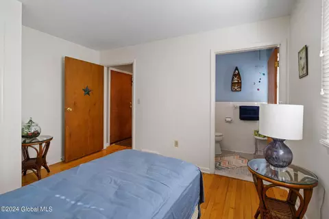 Bedroom - 34 Tieman Rd, Glenville, NY 12302 photo 5 of 11