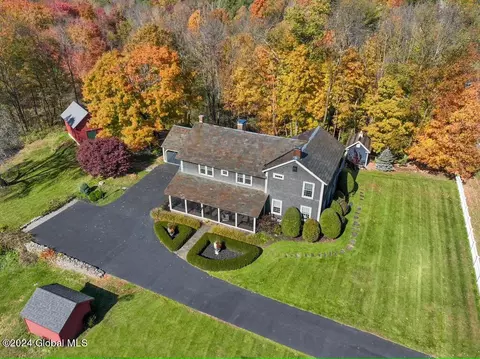 373 Fortsville Rd, Gansevoort, NY 12831