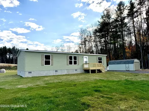 69 Gabriel Rd, Corinth, NY 12822