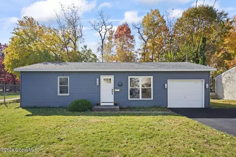 3312 Maryvale Dr, Schenectady, NY 12304