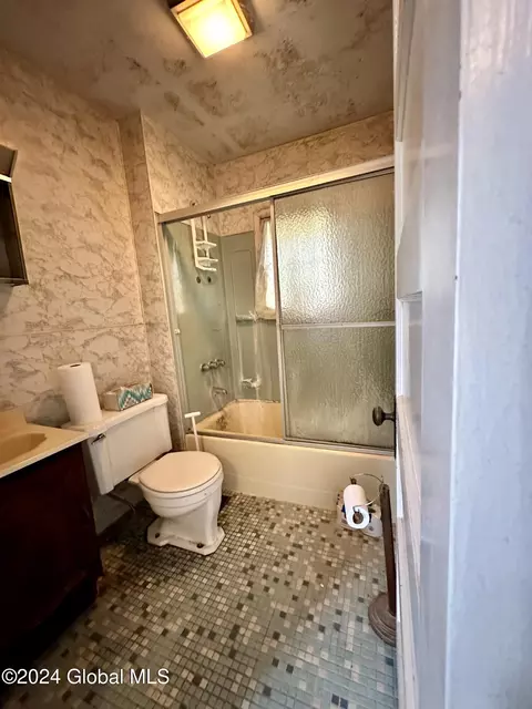 Bath - 516 Main St, Corinth, NY 12822 photo 1 of 1