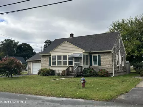 1619 Bernice St, Schenectady, NY 12303