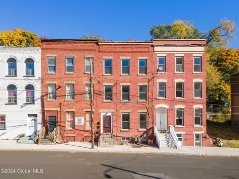 15 Delaware St, Albany, NY 12202