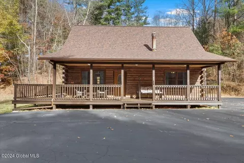 784 Nassau Averill Park Rd, Nassau, NY 12123