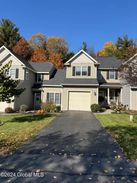 6 Claire Pass, Saratoga Springs, NY 12866