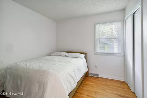 Bedroom - 35 Tieman Rd, Glenville, NY 12302 photo 2 of 2