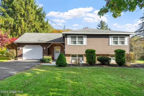 Exterior - 35 Tieman Rd, Glenville, NY 12302 photo 1 of 4