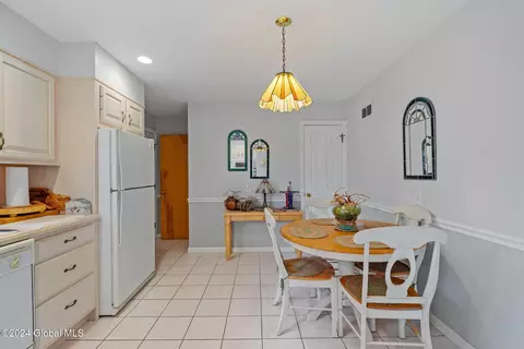 Dining - 34 Martin Ter, Albany, NY 12205 photo 1 of 2