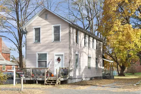 33 Church St, Nassau, NY 12123
