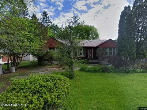 111 Highland Ave, Rensselaer, NY 12144