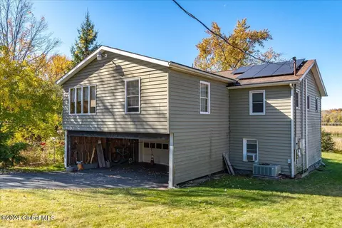 119 Schermerhorn Rd, Cohoes, NY 12047