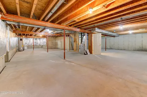 17 Hampton Cir, Mechanicville, NY 12118 photo 42