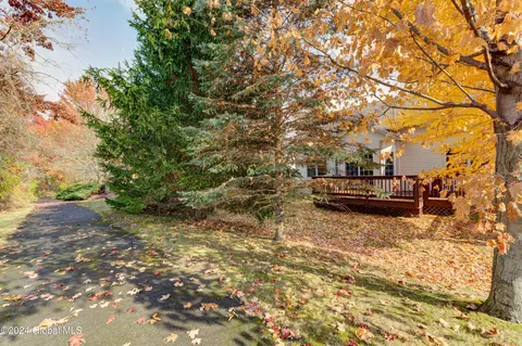 17 Hampton Cir, Mechanicville, NY 12118 photo 44