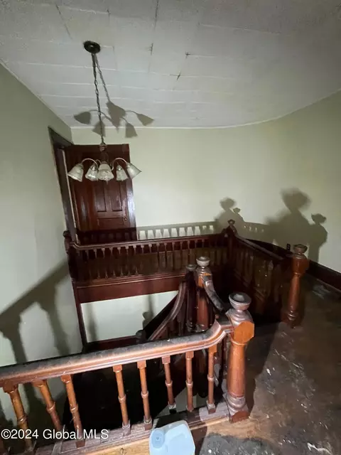 Entry Way - 36 E Main St, Mohawk, NY 13407 photo 2 of 4