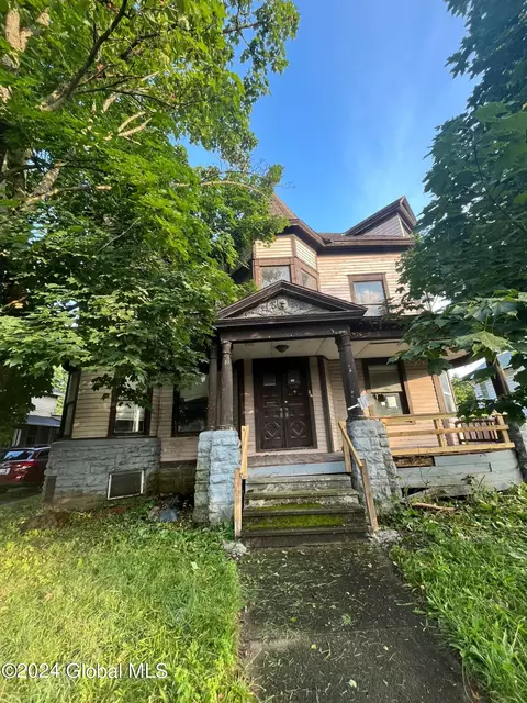 36 E Main St, Mohawk, NY 13407