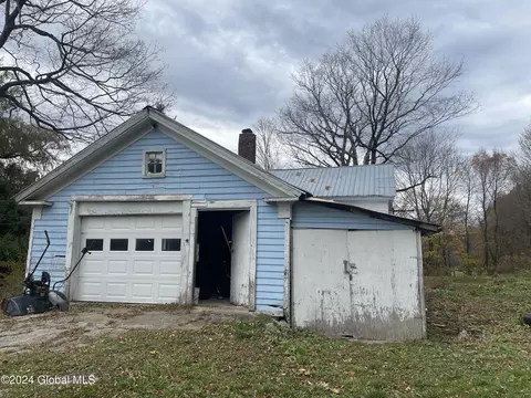 Exterior - 365 Brewer Rd, Ilion, NY 13357 photo 2 of 8