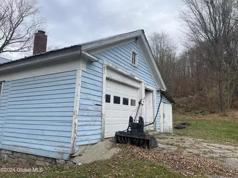 Exterior - 365 Brewer Rd, Ilion, NY 13357 photo 7 of 8