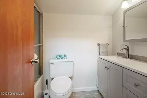 316 Wagner Rd, Glenville, NY 12302 photo 18