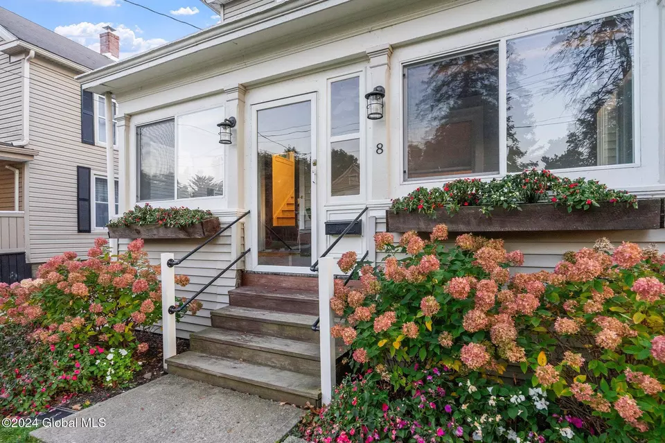 Exterior - 8 Electric Ave, East Greenbush, NY 12061 photo 2 of 5