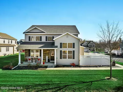 74 Cypress St, Ballston Lake, NY 12019
