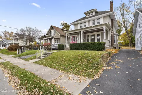 1044 Lexington Ave, Schenectady, NY 12309