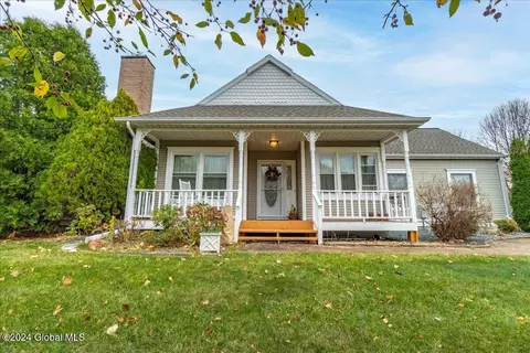 23 Kensington Pl, Albany, NY 12209