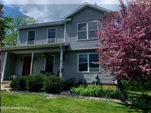 143 W River Rd, Schuylerville, NY 12871